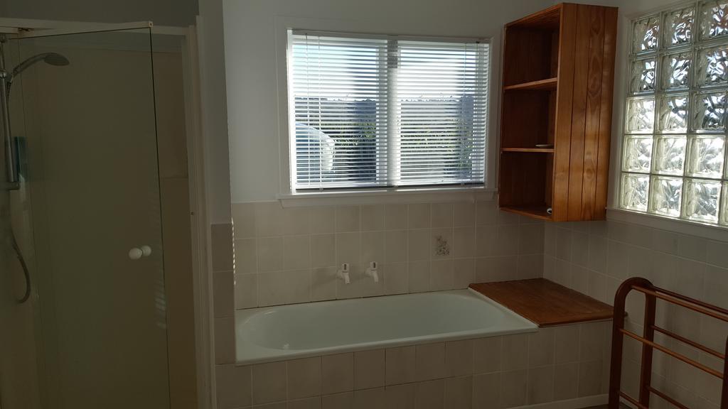 Hot Water Beach Surf Sound Cottage Hotwater Beach Eksteriør billede